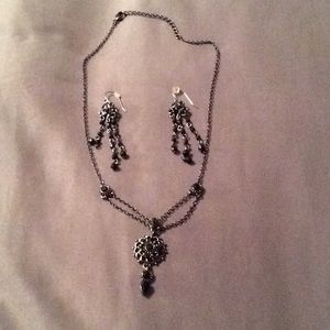 💕3pc set necklace earrings black